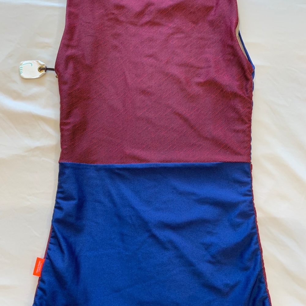 Swim Rashguard - Picture 5 of 7